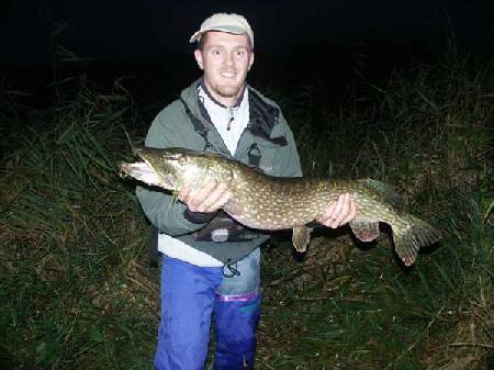 98 cm de muscle pêche à la mouche
