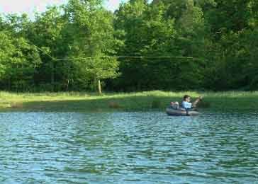 Pouvoir lancer vite sur les poissons rep�r�s est appr�ciable. Seul un mat�riel adapt� le permettra