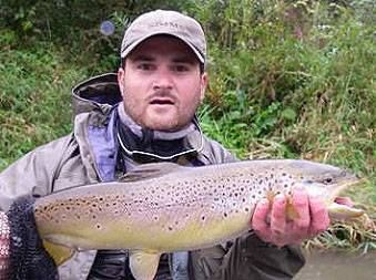 Truite du san pêche à la mouche