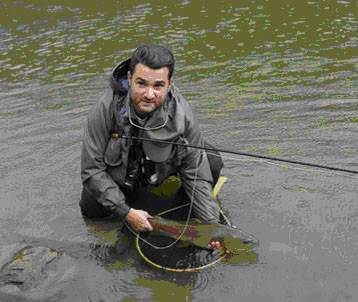 Truite de 65 cm pêche à la mouche
