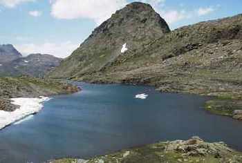Iceberg, droit devant