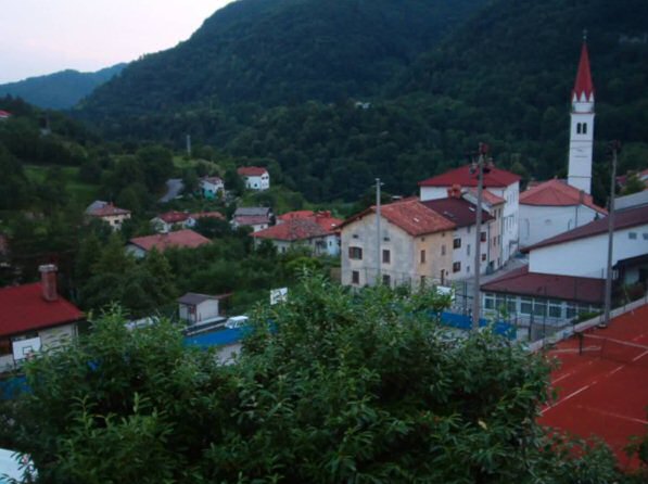 Most Na Soci : village slovène